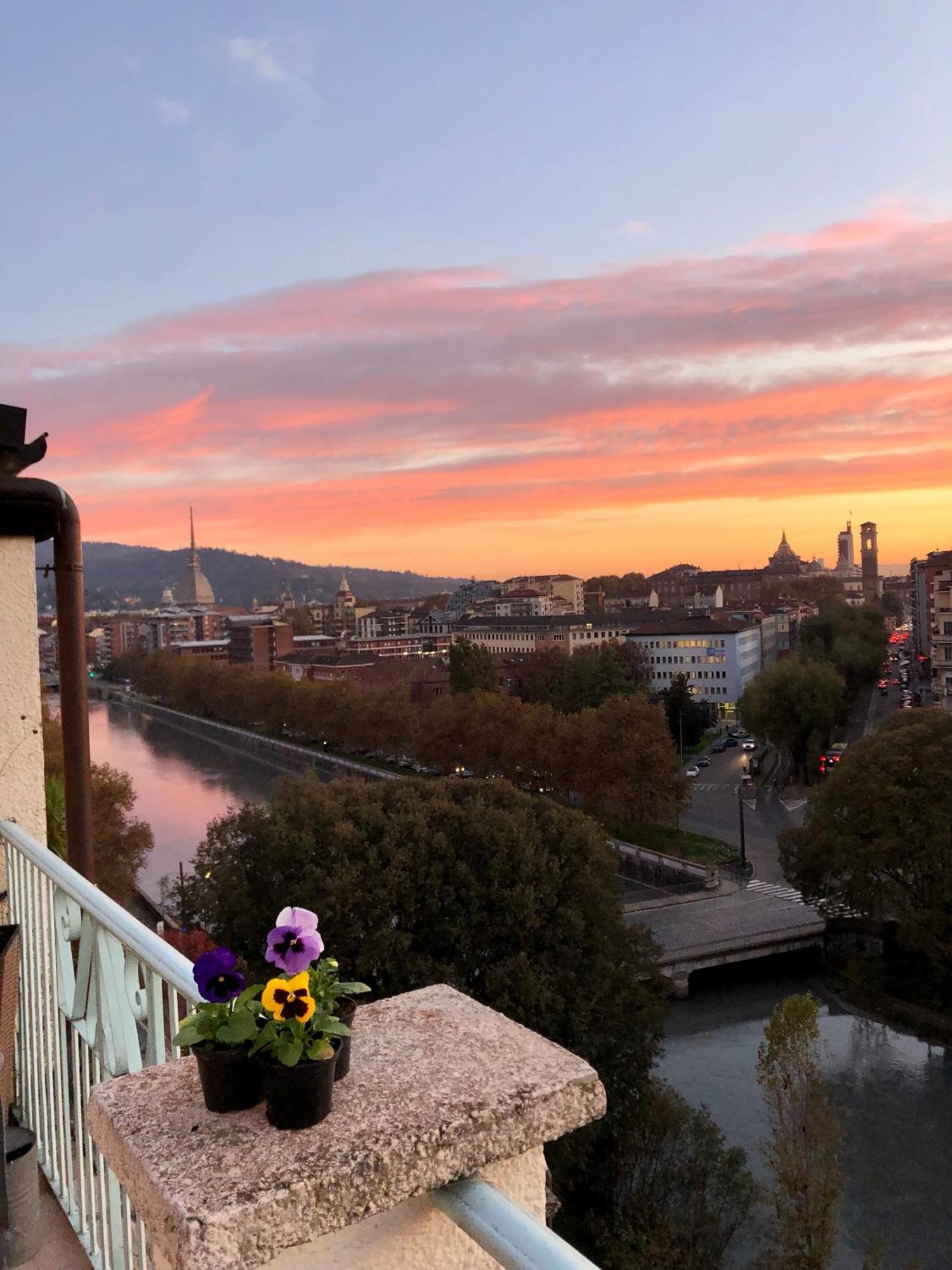 Attico Ellen Terrazza Con Vista Leilighet Torino Eksteriør bilde
